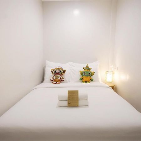 בנגקוק Yakthai Poshtel מראה חיצוני תמונה